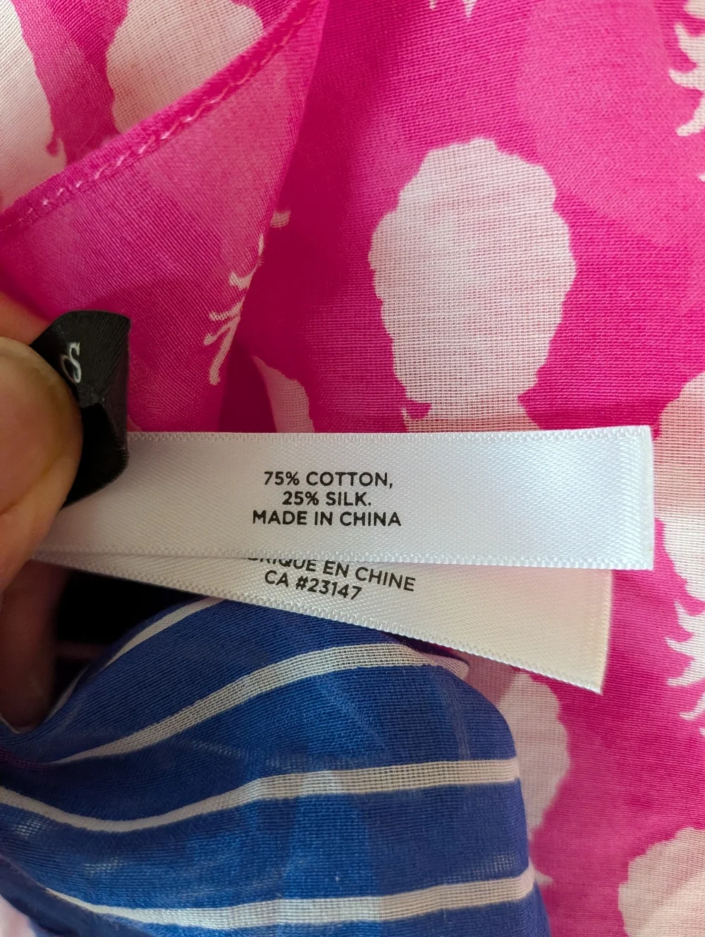 Talbots Pink Pineapple Print Scarf with Blue Striped Border 75% Cotton 25% Silk